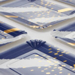 plates-blue